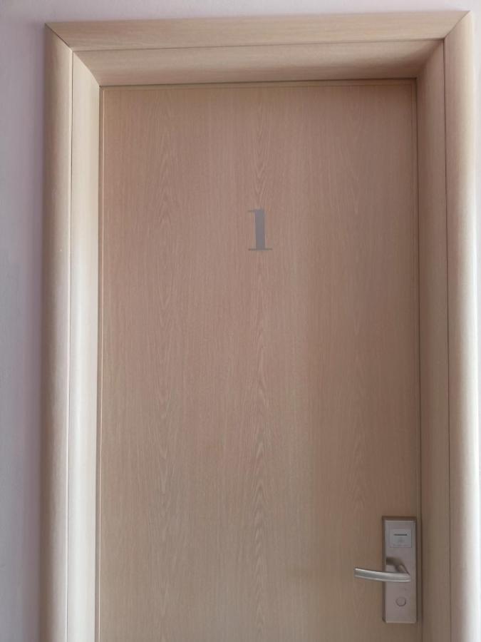 Finikas Rooms Agia Marina  Kamer foto